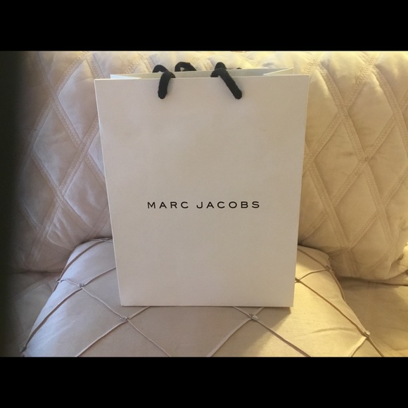 Authentic Marc Jacobs Paper Cardboard Tote Bags - Picture 3 of 4